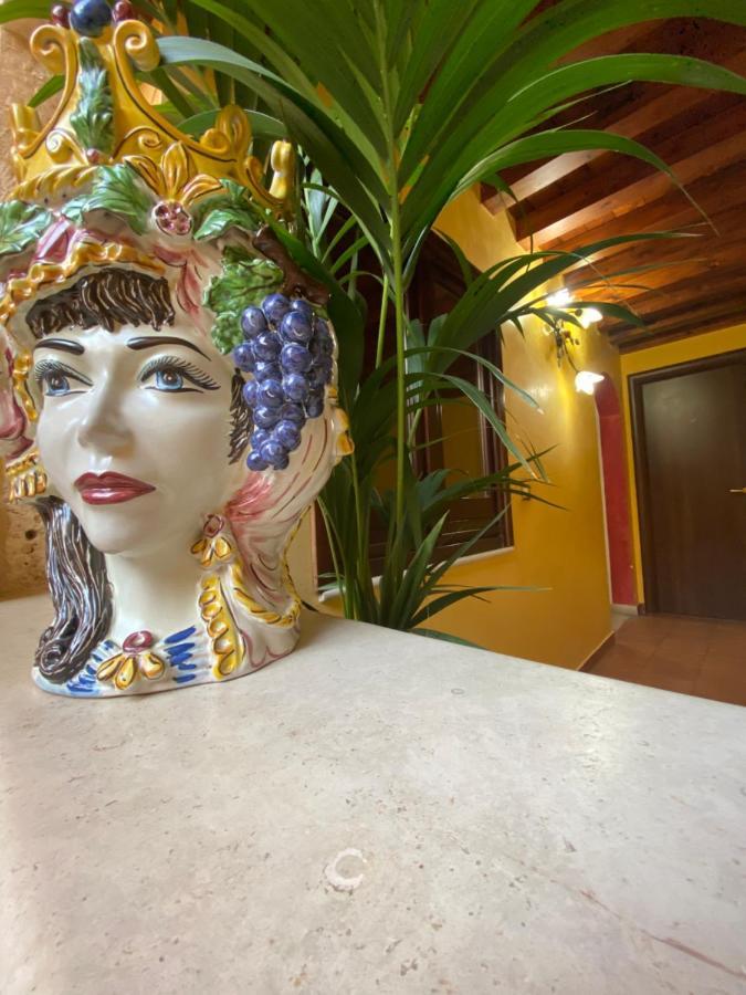 B&B L'Infiorescenza New Syracuse Bagian luar foto